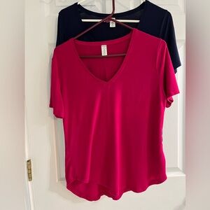 2 Old Navy luxe tees size petite M.